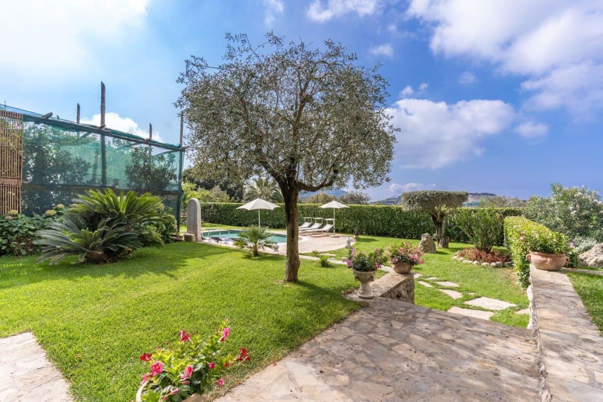 Villa Mimosa Rustic Elegance Views & Pool Маса Лубрензе Екстериор снимка