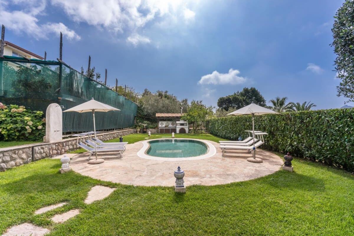 Villa Mimosa Rustic Elegance Views & Pool Маса Лубрензе Екстериор снимка