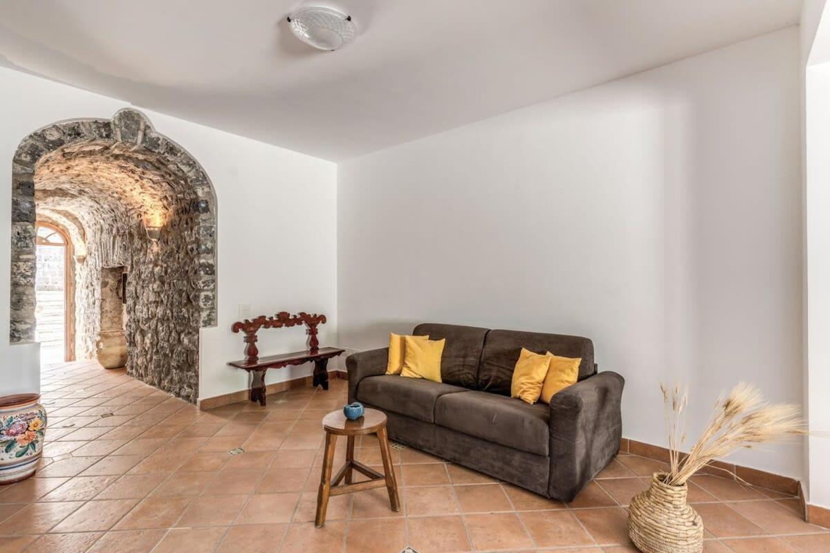 Villa Mimosa Rustic Elegance Views & Pool Маса Лубрензе Екстериор снимка