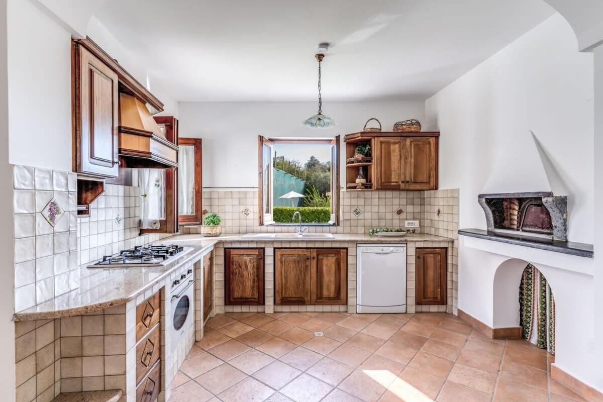 Villa Mimosa Rustic Elegance Views & Pool Маса Лубрензе Екстериор снимка