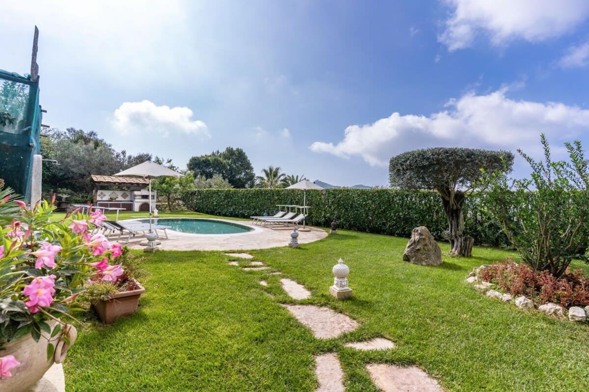 Villa Mimosa Rustic Elegance Views & Pool Маса Лубрензе Екстериор снимка